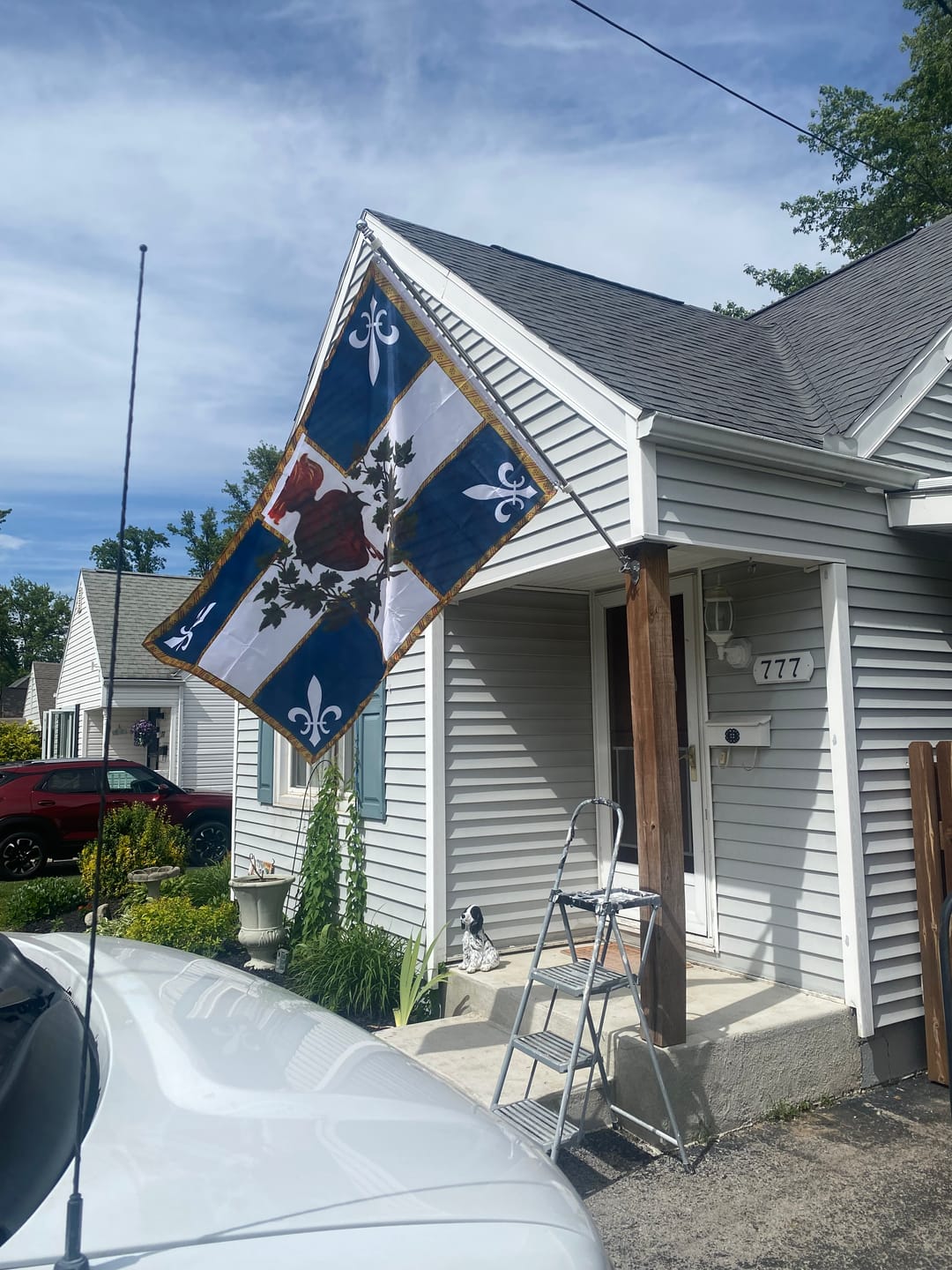 Customer photo review of New Sizes! Flag of the Sacred Heart – Blue - Indoor/outdoor Flag – Polyester – 6 Sizes