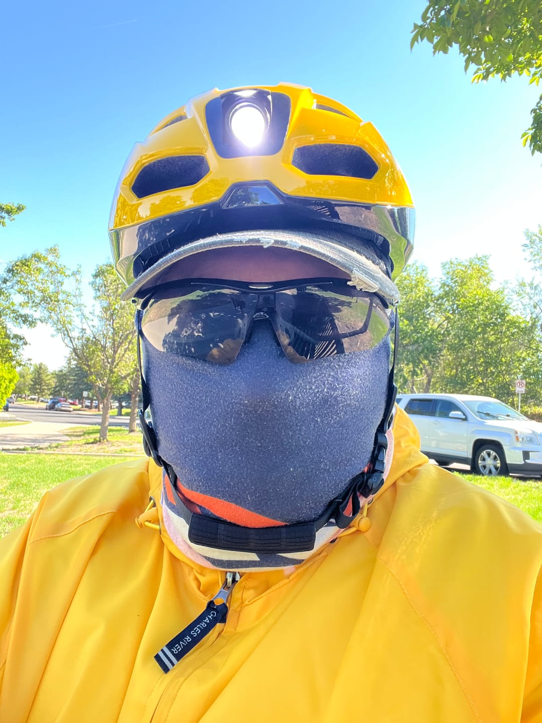Customer photo review of Smart Bike Helmet with Remote-Controlled Warning Lights