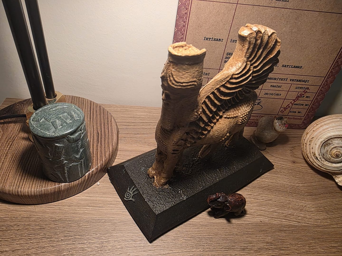 Customer photo review of Asur Lamassu Heykeli Kahverengi - Antik Mezopotamya Koruyucu Figürü - El Yapımı Replika