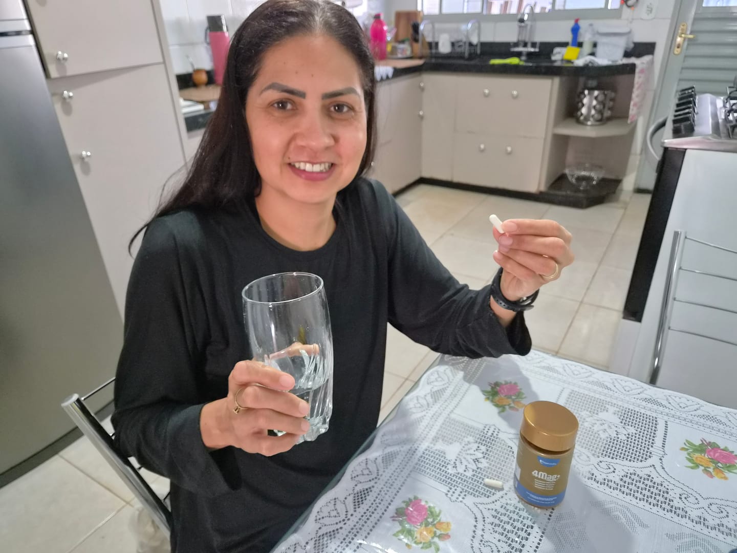 Customer photo review of 4MAG+ Complexo de Magnésio Quelato 4 em 1 — Bisglicinato Glicina, Dimalato, Citrato e Taurato + Vitamina D3. 120 Cápsulas