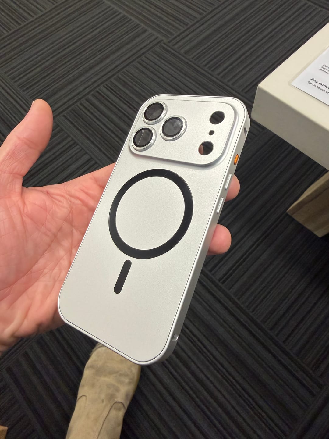 Customer photo review of MagCase Metal