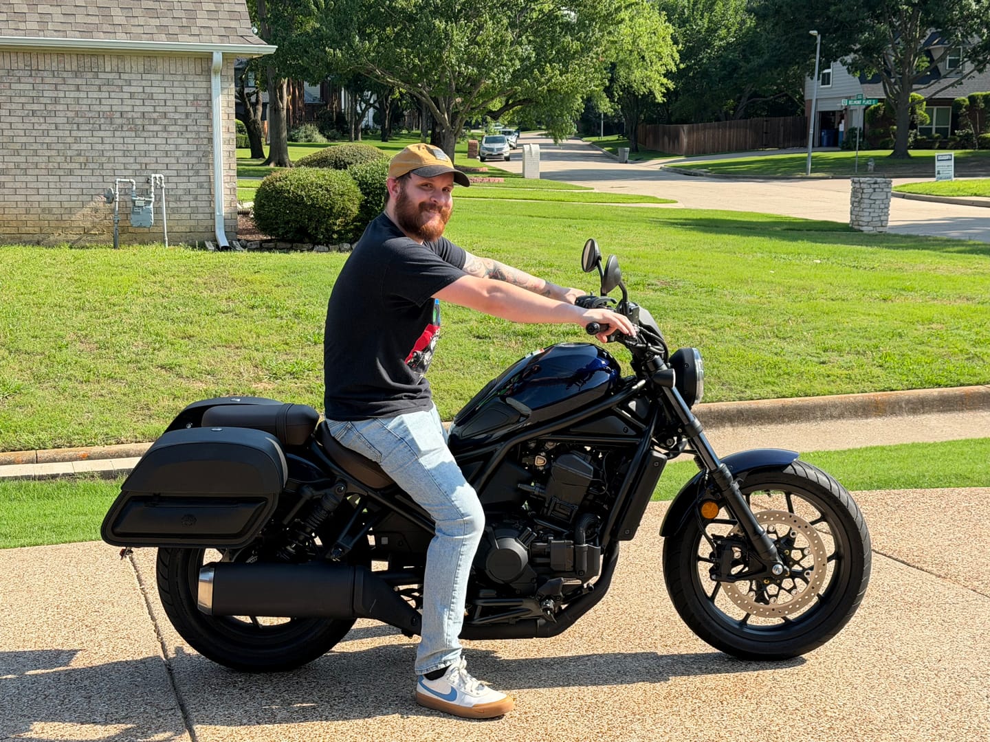 Customer photo review of 28L - Pantheon Medium Quick Mount Honda Rebel 1100 Motorcycle Saddlebags