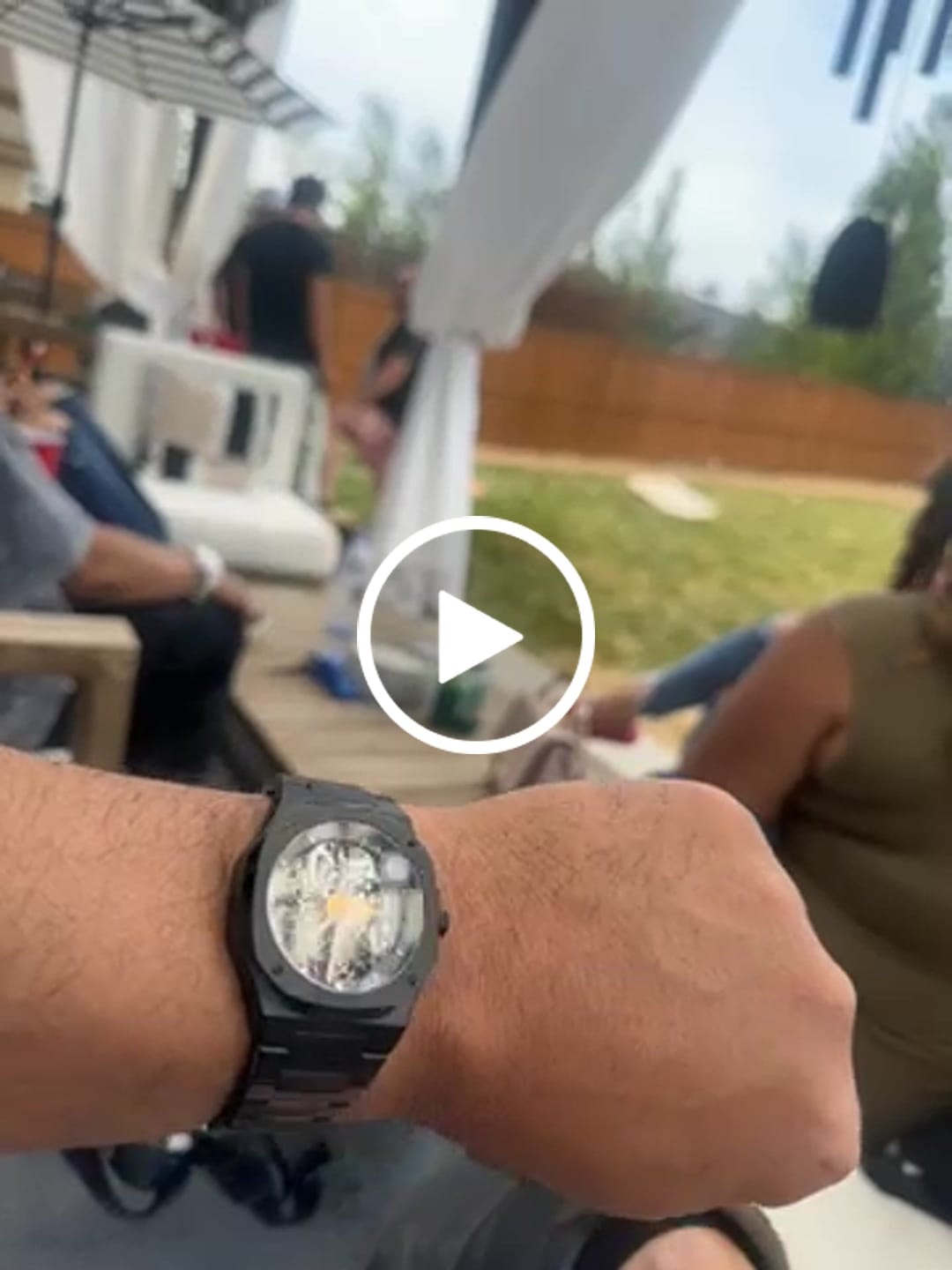 Customer video review of Skeleton 002: Black