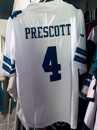 Customer photo review of Men's Dallas Cowboys #4 Dak Prescott White Game Jersey1