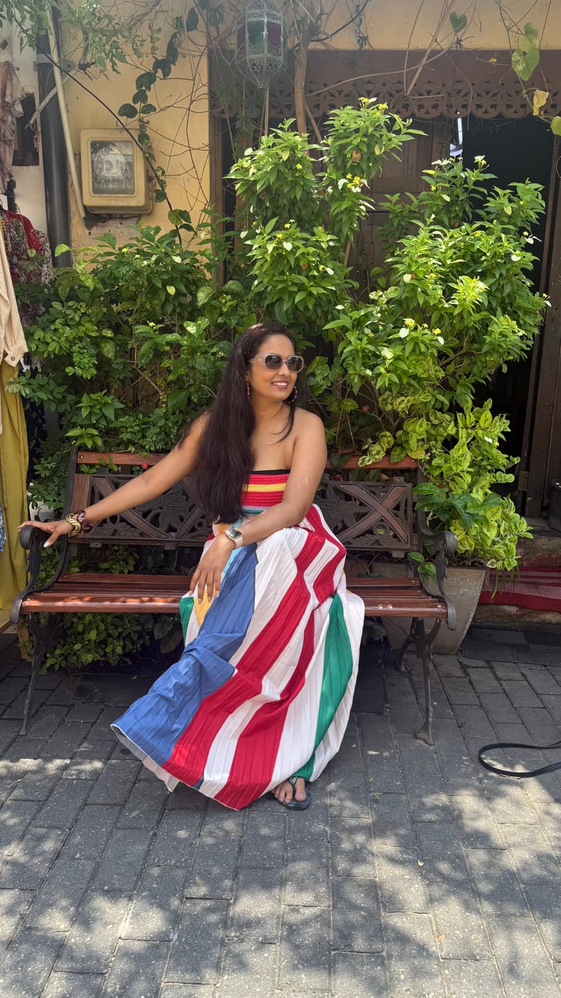 Customer photo review of Mulberry Offshoulder Pleated Maxi Dress In Multicolor