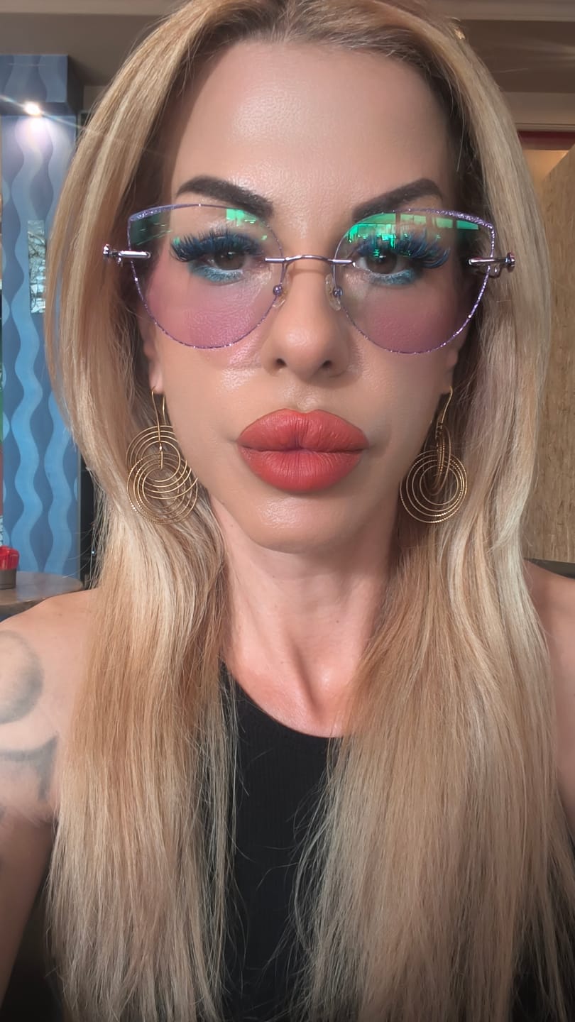 Customer photo review of Nina Eyeglasses