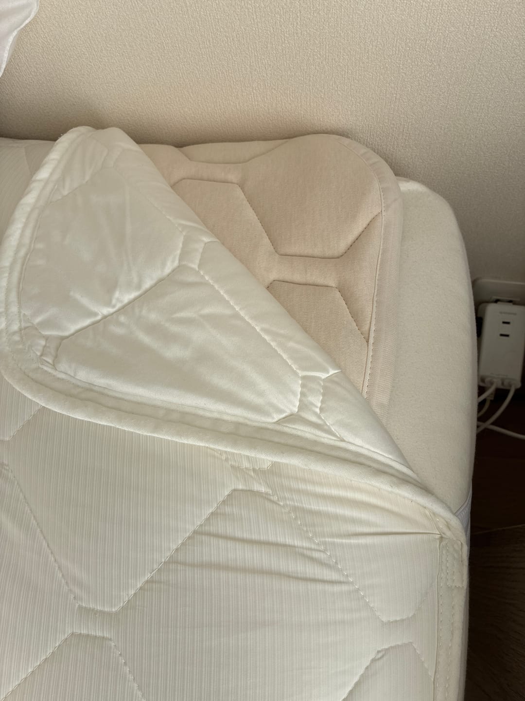 Customer photo review of SLEEP HEXAGON　ホルミシス敷パッド