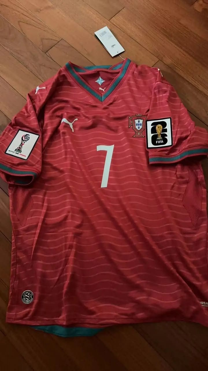 Customer photo review of MAGLIA PORTOGALLO HOME 2026/27 PERSONALIZZAZIONE RONALDO