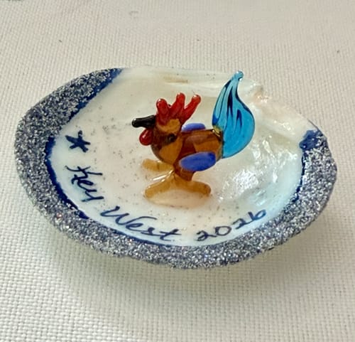 Customer photo review of Tiny Glass Rooster 347