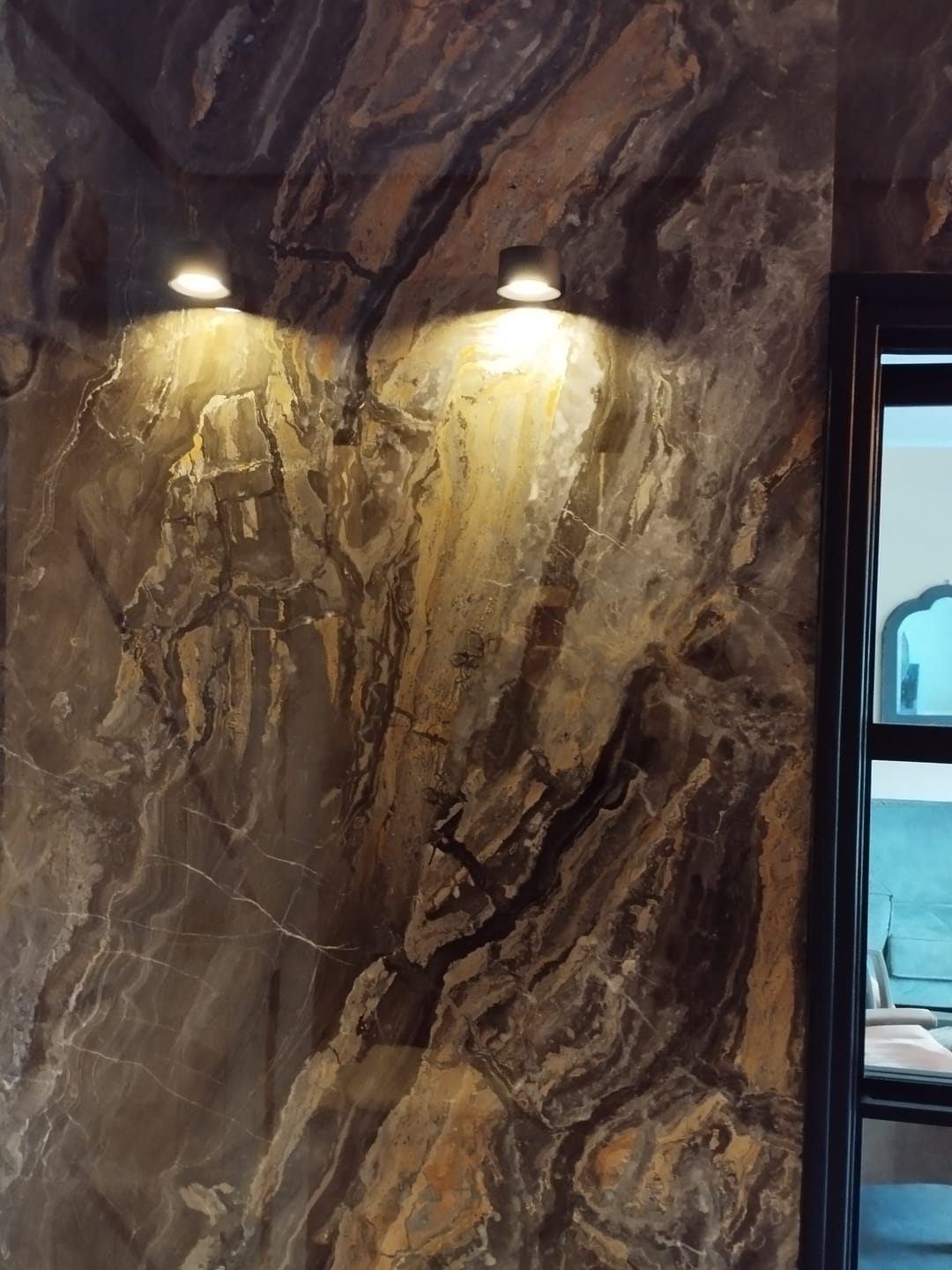 Customer photo review of Lunovia™ | Magnetic 360° Wall Light