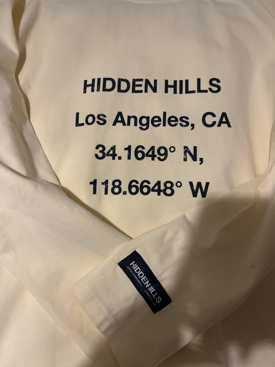 Customer photo review of VINTAGE LOGO LONGSLEEVE T-SHIRT BUTTER YELLOW