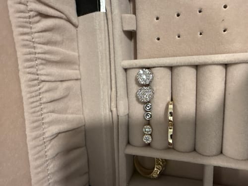 Customer photo review of 10K WHITE GOLD 1.15 CARAT NATURAL DIAMONDS 8 MM EARRING STUDS