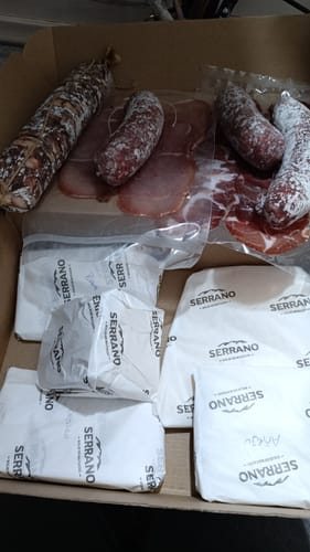 Customer photo review of Chorizo Seco, artesanal, con tocino
