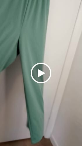 Customer video review of "That TikTok Brand" Women’s NWOT Athleisure & Return Assortment