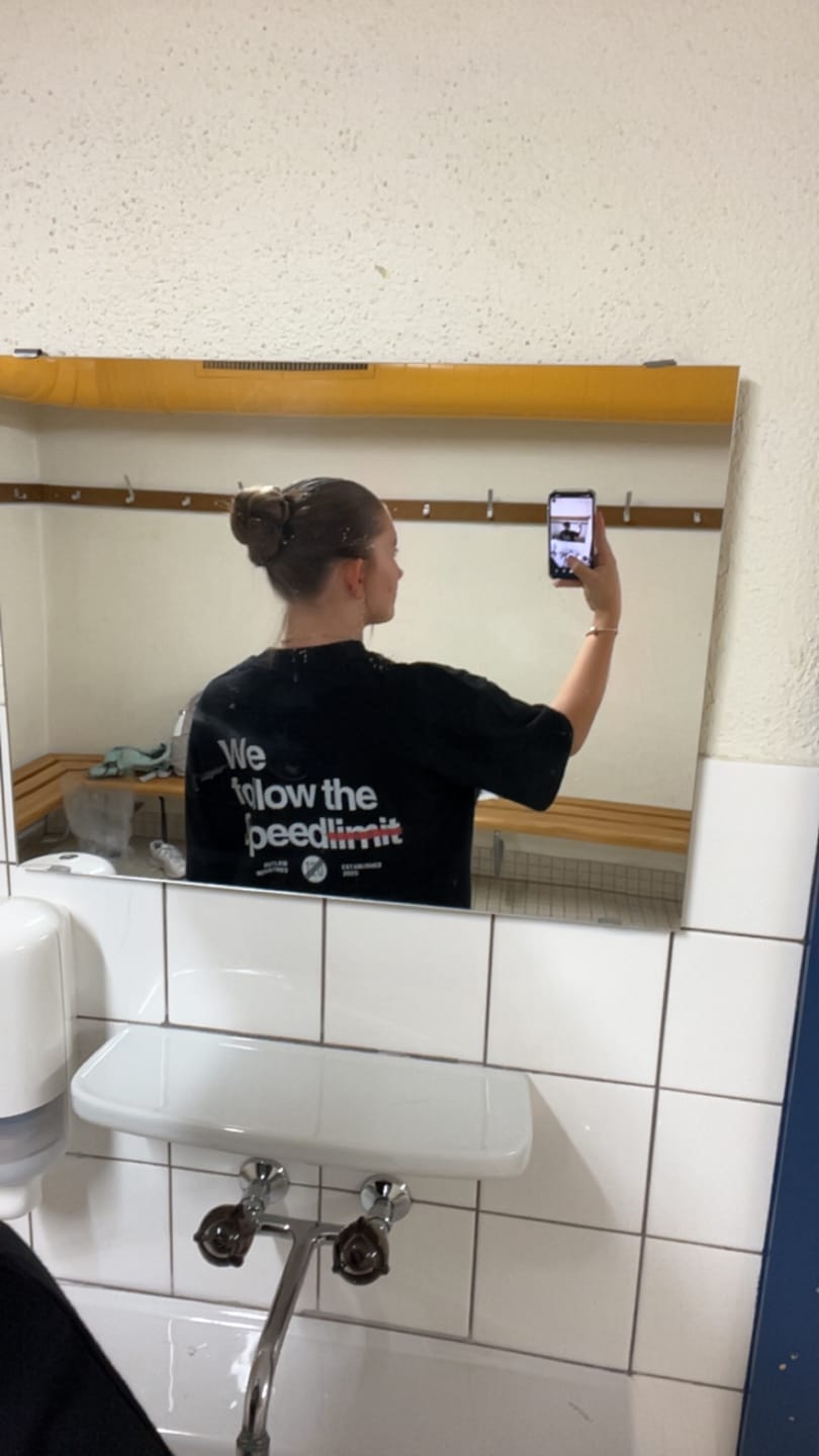 Customer photo review of Oversize T-Shirt