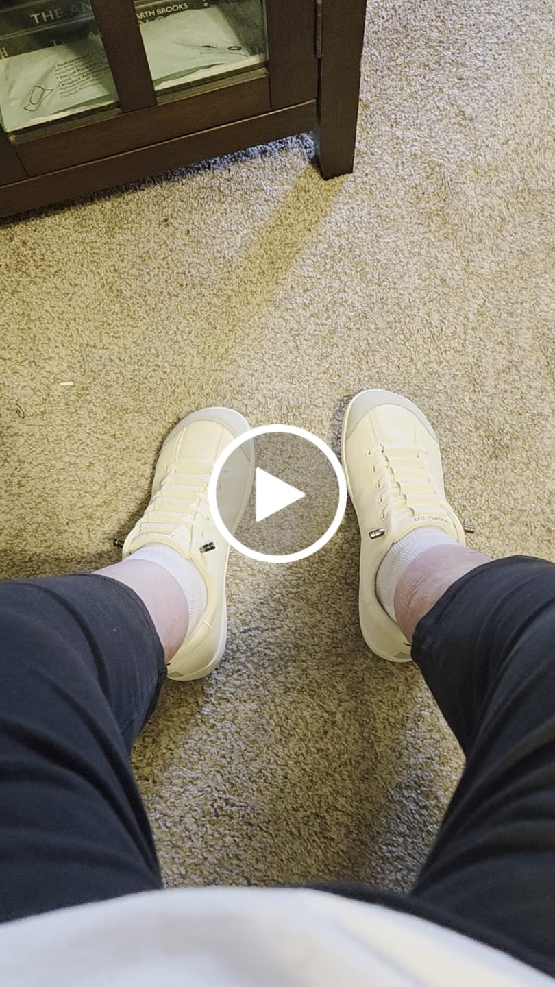 Customer video review of Tannin - Barefoot Shoes