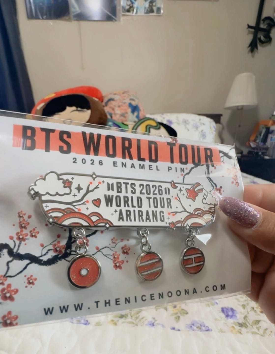 Customer photo review of BTS 2026 Arirang Tour Pin