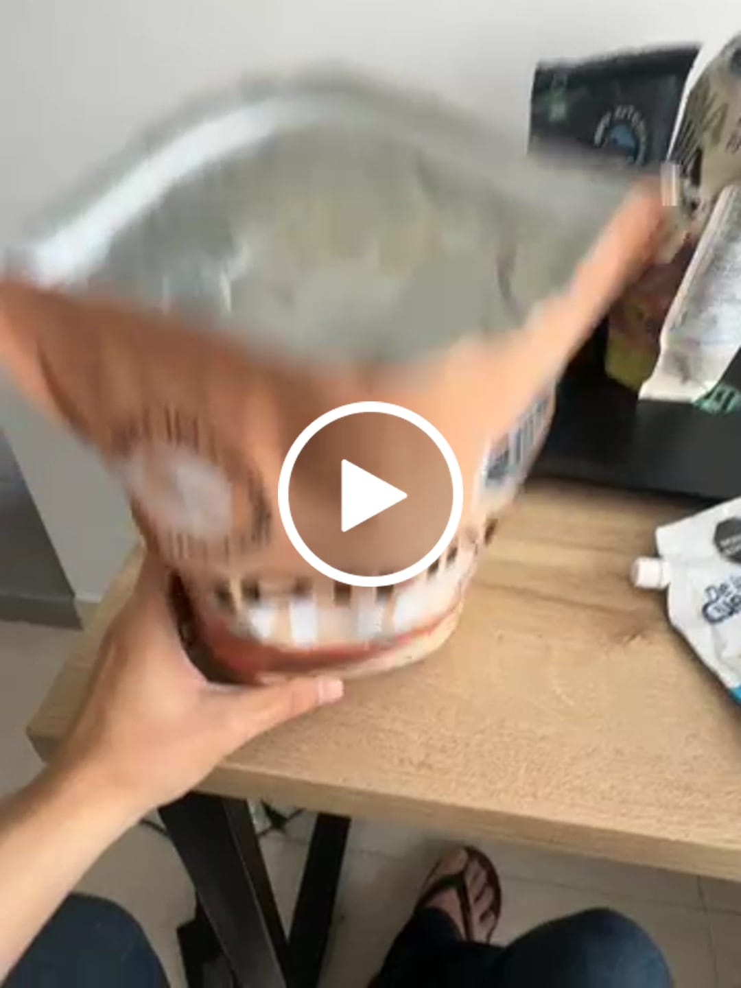 Customer video review of Proteína Whey - Caramelo Salado