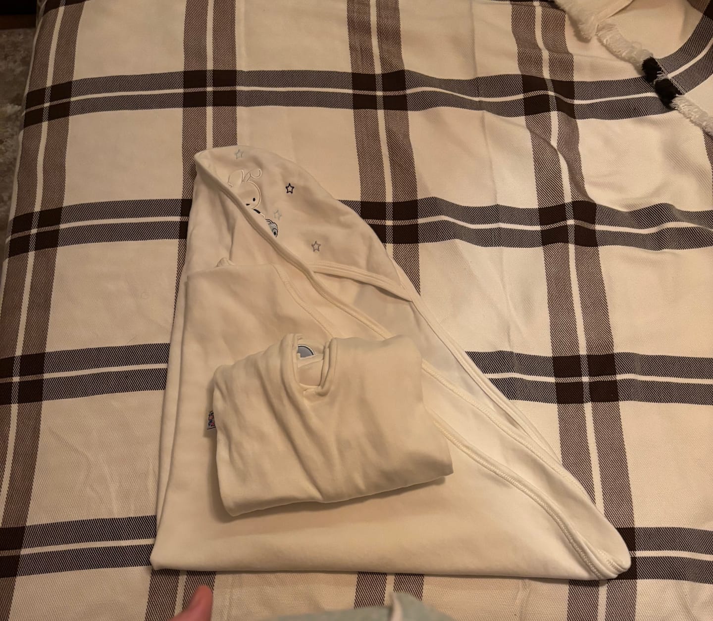Customer photo review of Taji Handmade Cotton Coverlet TA61