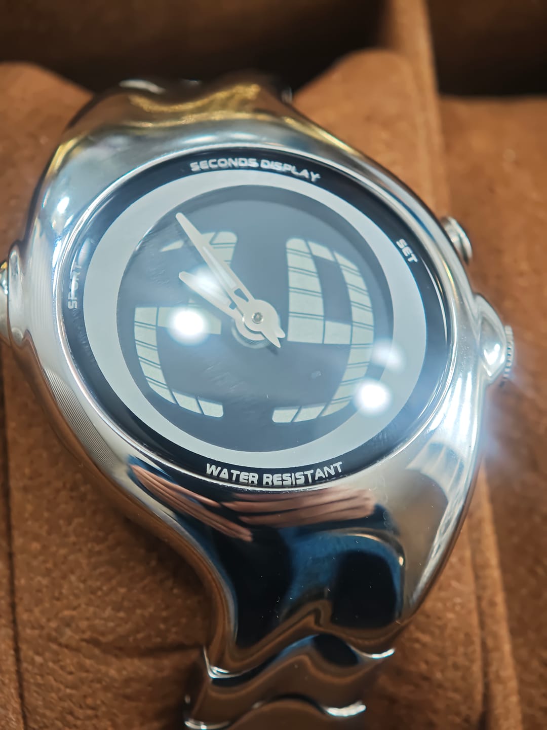 Customer photo review of Reloj Benly Design GL570 Silver-Shiny Kyosi LCD (Nike Triax)