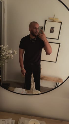 Customer photo review of 021 ESSENTIAL DROP-CUT T-SHIRT - Demo Test