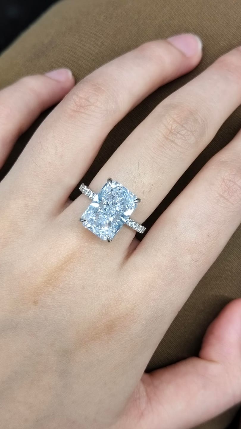 Customer photo review of S925 2.0Ct～7.0Ct Radiant Cut Engagement Ring Or Enhancer Wedding Set In Sterling Silver