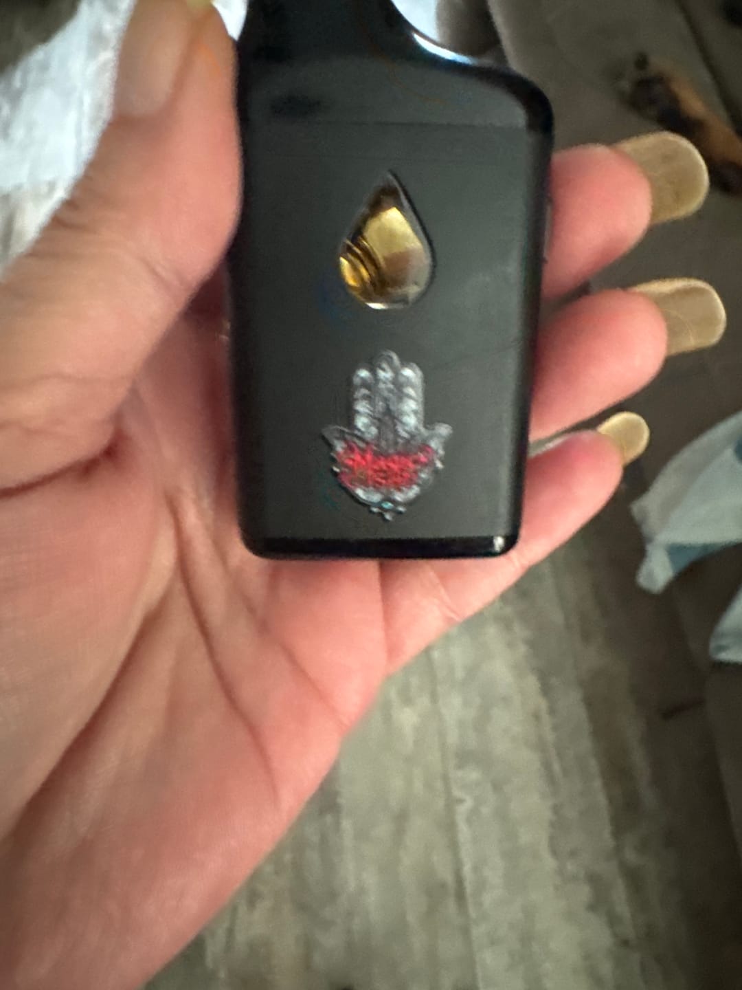 Customer photo review of MAGICSOD Jealousy 2000mg THC Blend Disposable vape - Hybrid