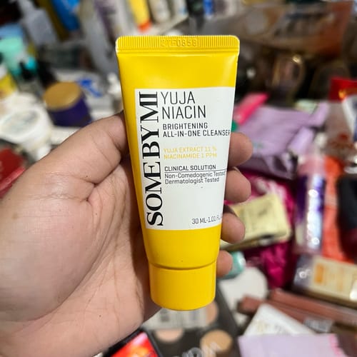 Customer photo review of Some By Mi Face Wash 100ml Yuja Niacin Brightening