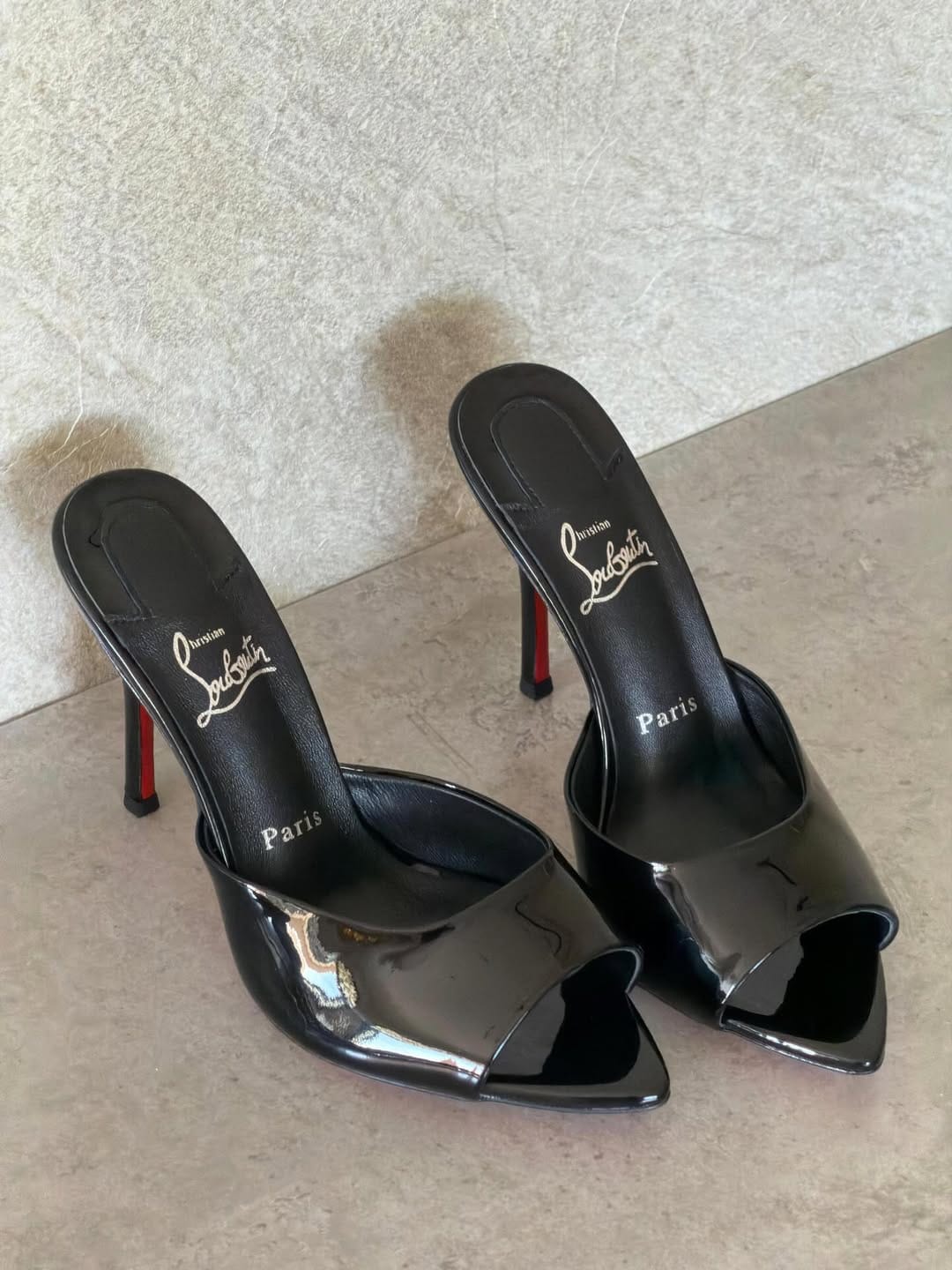 Customer photo review of CL 26SS High Heel Sandals 100 Patent Leather 532171