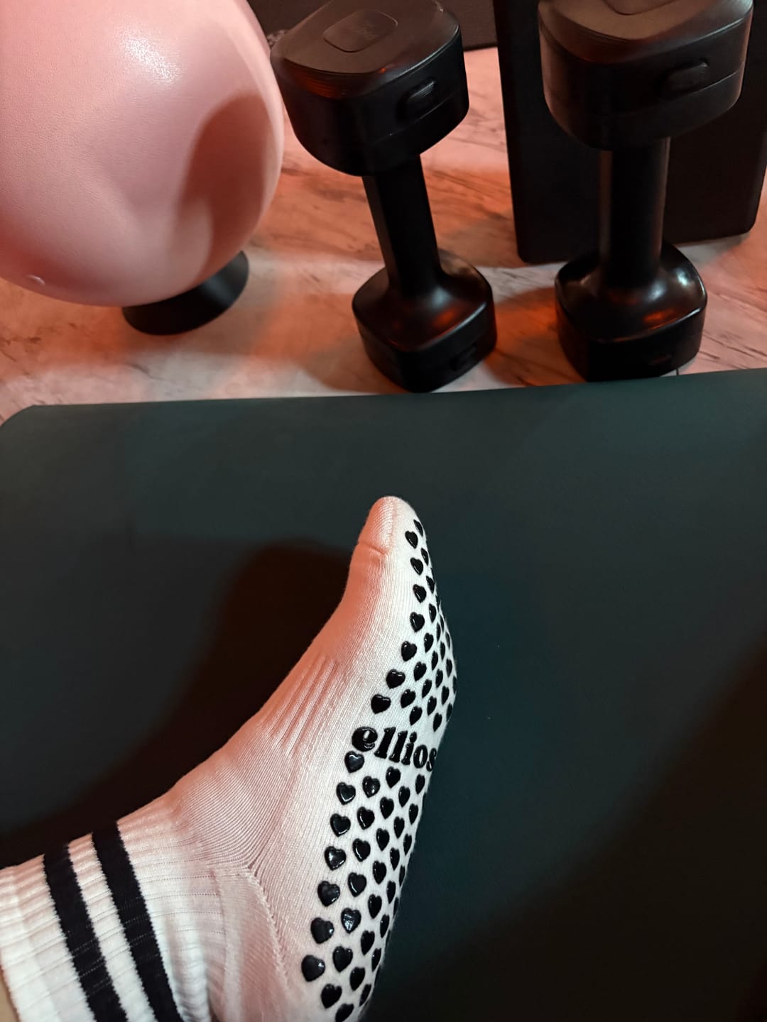Customer photo review of Dual-Direction Grip Stripes - Coconut Cream