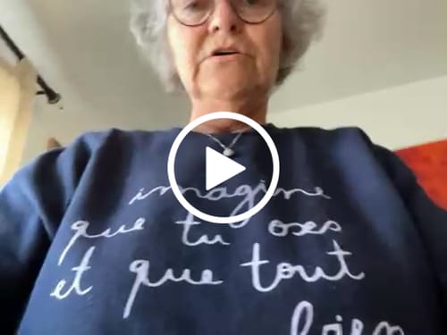 Customer video review of Sweatshirt Tout Se Passe Bien