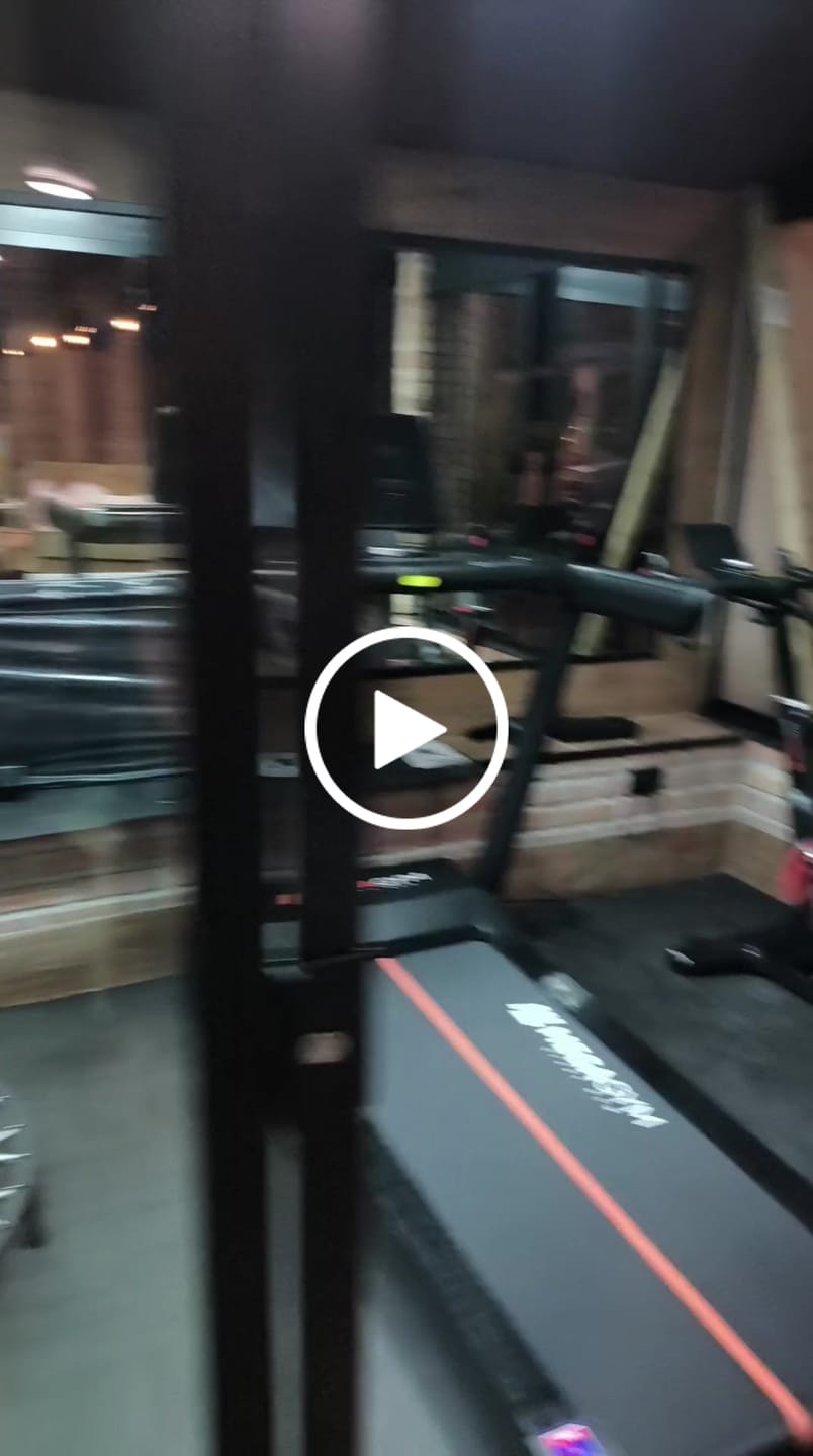 Customer video review of Esteira Semiprofissional Elétrica Smart Pace Ultra 20km/h | Motor 5.0 HPP | Bluetooth |Suporta até 160kg