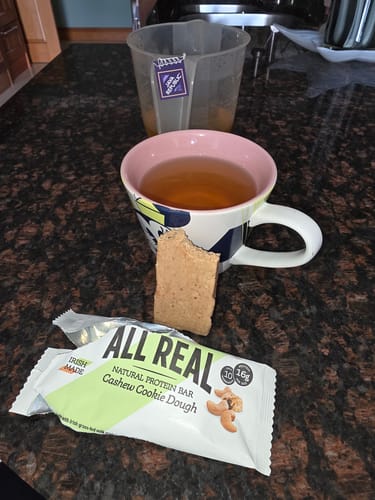 Customer photo review of Cashew Cookie Dough Protein Bar 50g x 12 bars