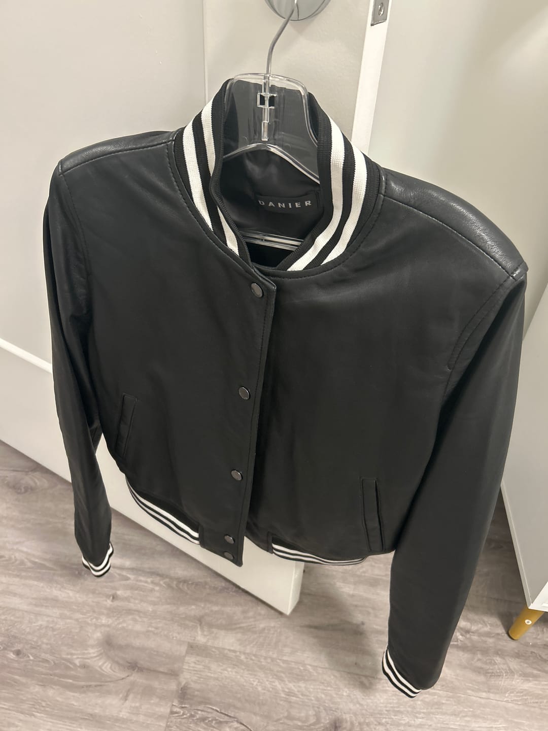 Customer photo review of CLARA
