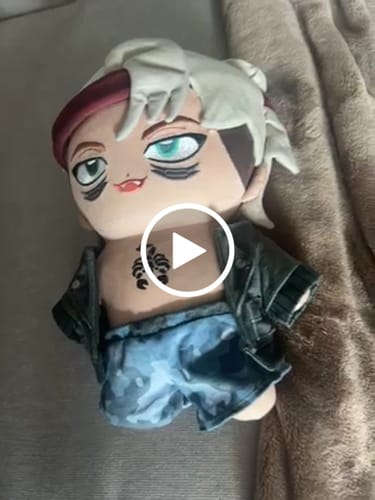 Customer video review of Illustration Plush