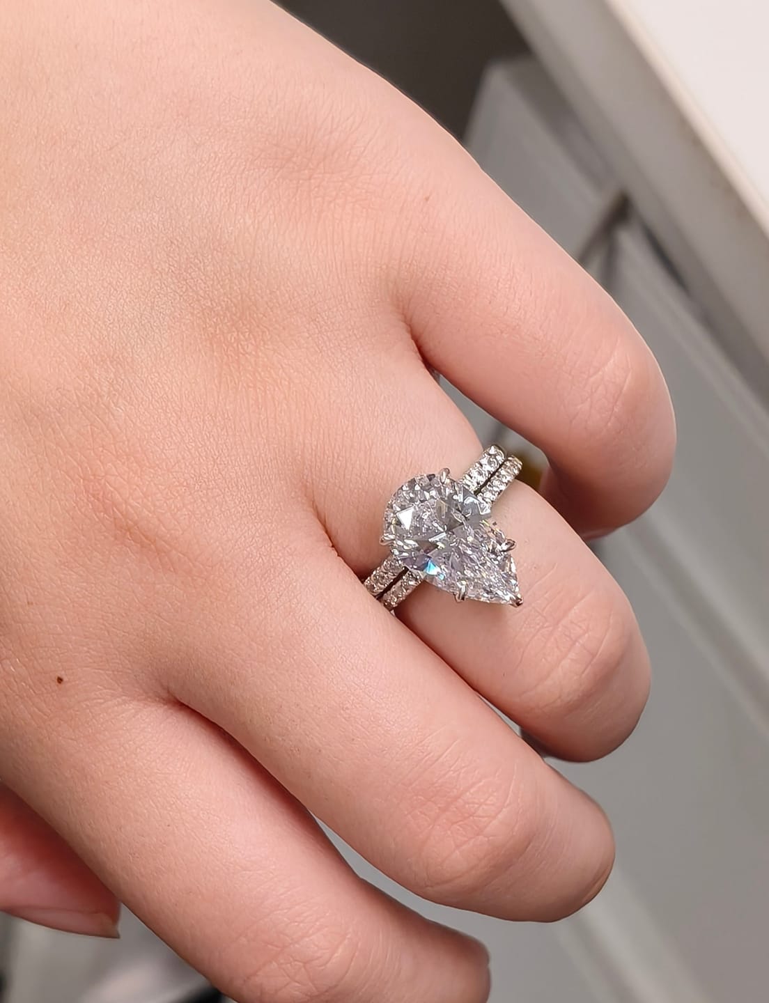 Customer photo review of S925 4.5Ct Pear Cut Wedding Ring & Open Wedding Band Bridal Rings Travel Rings For Her