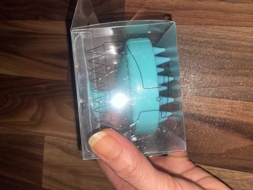 مراجعة بالصور من عميل لمنتج Lofian Electric Scalp Massager Brush – Bluetooth Hair Growth Stimulator