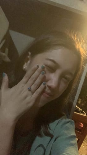 Customer photo review of 1ct Solitaire 6-prong Engagement Ring