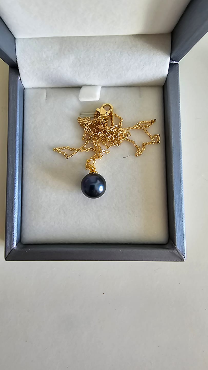 Customer photo review of Collier Perle de Tahiti Soélie