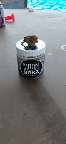 Customer photo review of Moonrocks 28 Grams