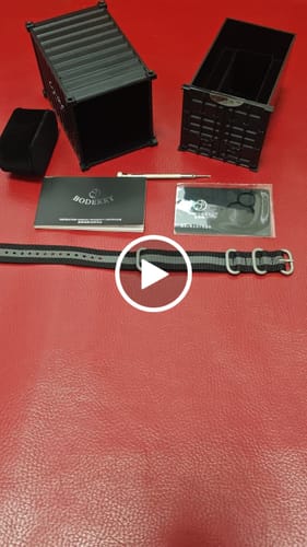 Customer video review of LANDMASTER Chronograph – Titanium Automatic Tritium Field Watch | Reverse Panda-bracelet