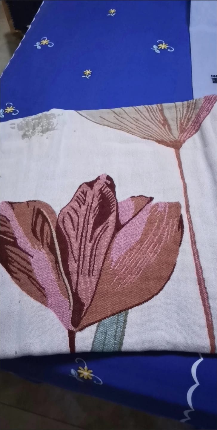 Customer photo review of Flower Ultra Soft Gauze Cotton Bath Towel