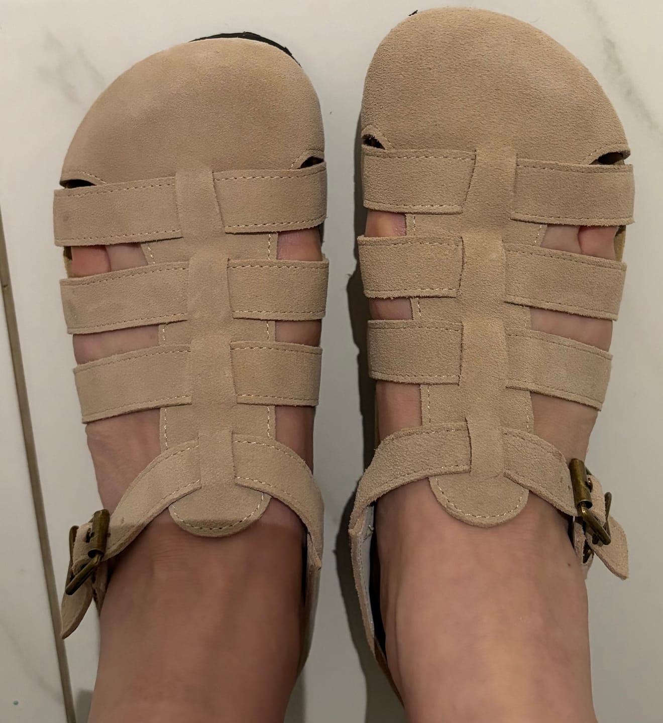 Customer photo review of Women Summer Casual Leather Spliced Flat Sandals