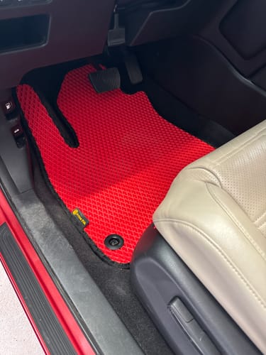 Customer photo review of Auto Fußmatten nach Maß - Komplettset