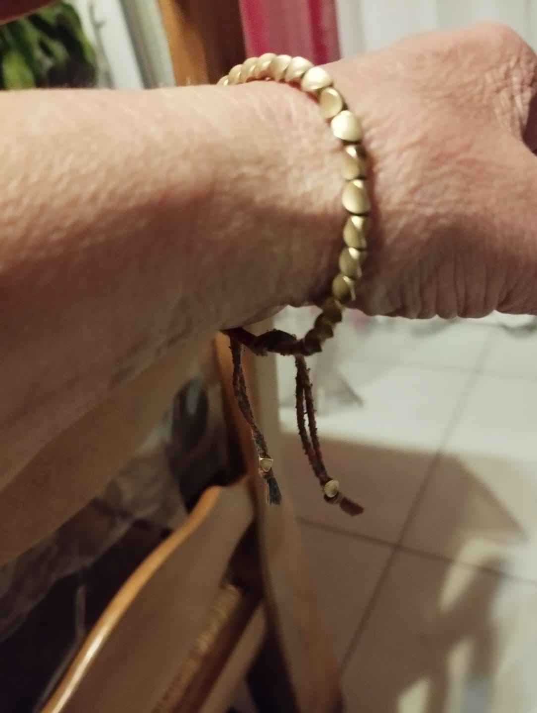 Customer photo review of Bracelet Tibétain en Perles de Cuivre