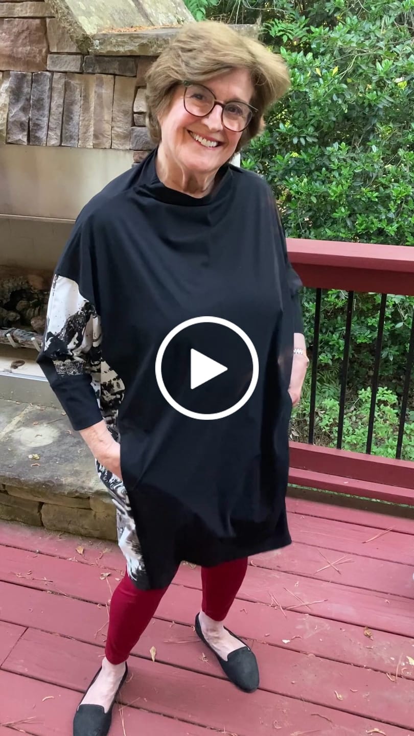 Customer video review of Tekbika Kit Boxy Mini Dress, Black Graphic