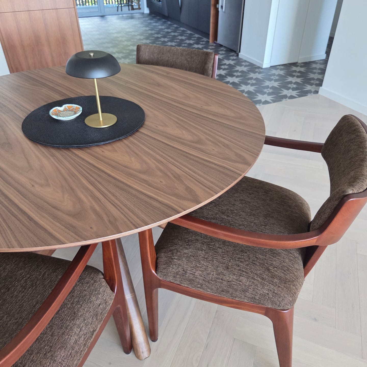 Customer photo review of Misthios Dining Chair