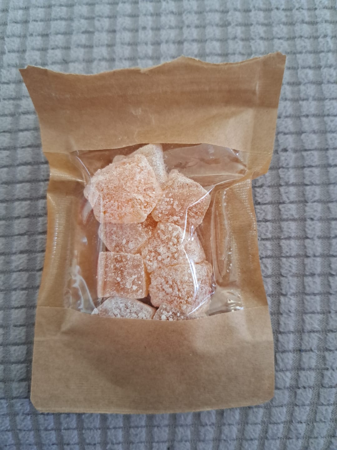 Customer photo review of THC Gummibärchen Ananas