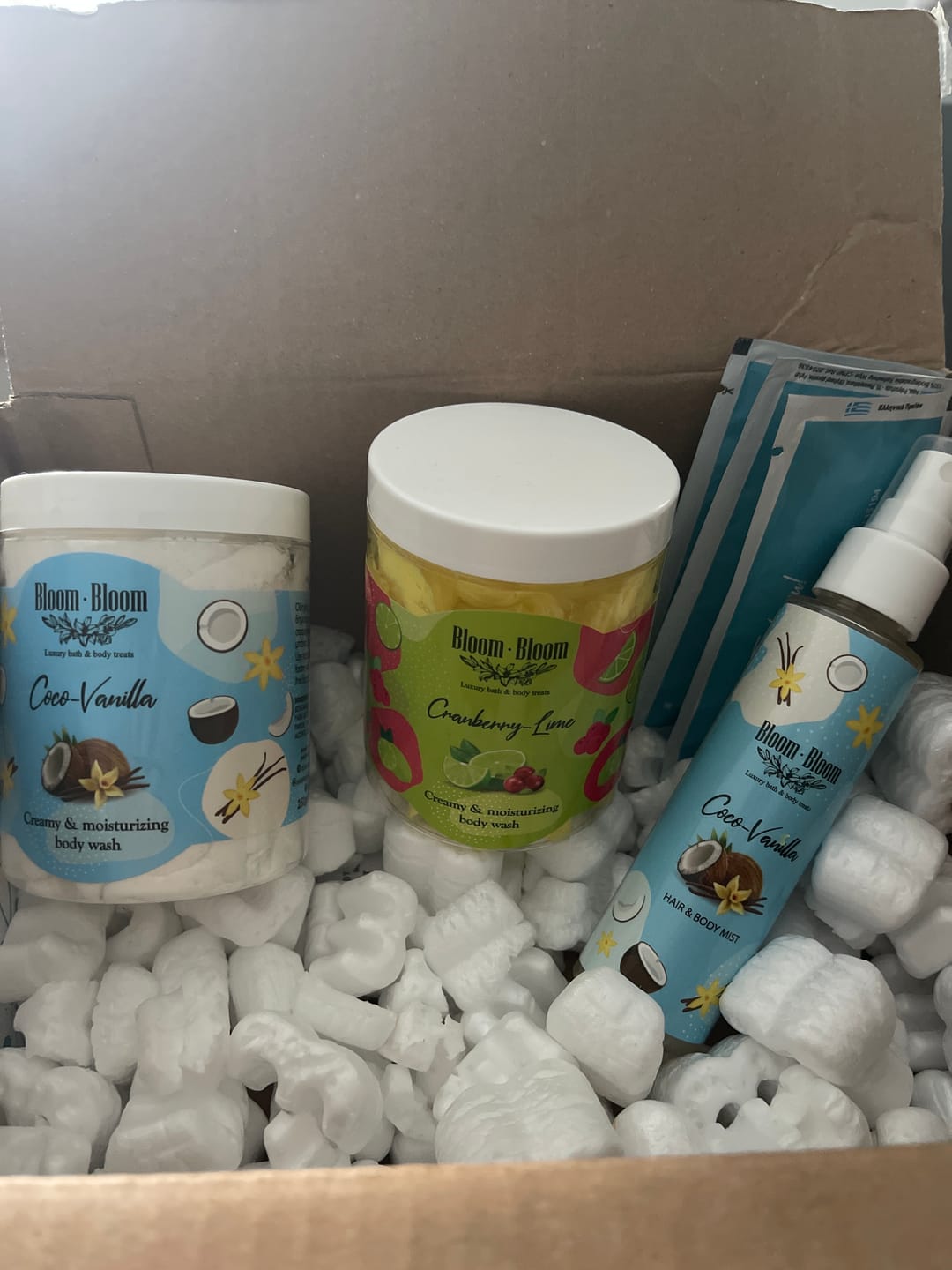 Customer photo review of Σαπουνοπαγωτό Cranberry-Lime