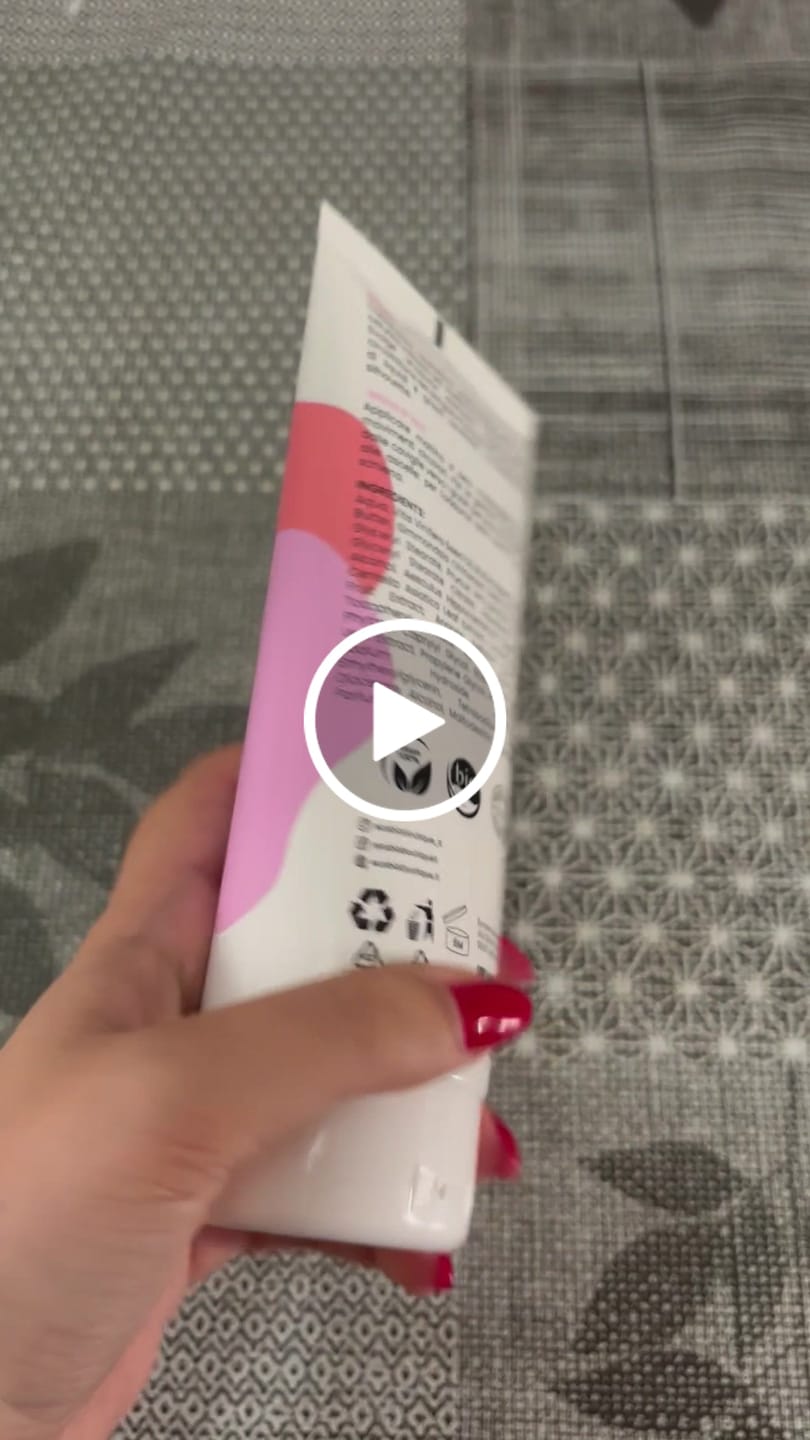 Customer video review of Crema Corpo Anticellulite